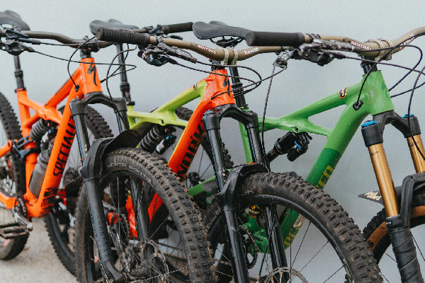 Fullsuspension Enduro Bike Specialized Comp 29